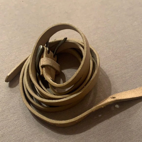 Club Monaco beige belt - Picture 1 of 5